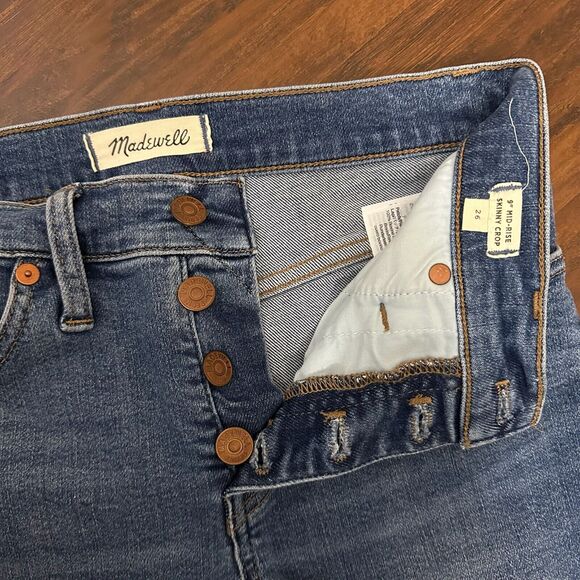 MADEWELL 9” Mid Rise Skinny Crop Jeans Button Front Tencel Stretch in Blue - Picture 3 of 14
